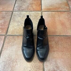 Zara bootie size 40